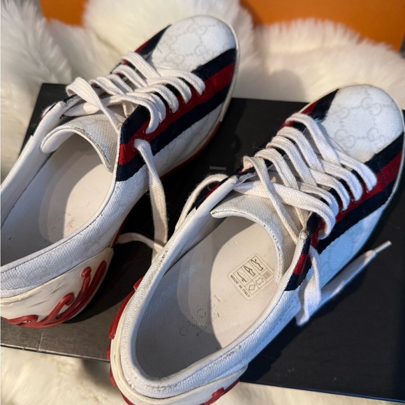 Gucci Women's Sneakers - Red, Blue, White - Picture 4 of 6